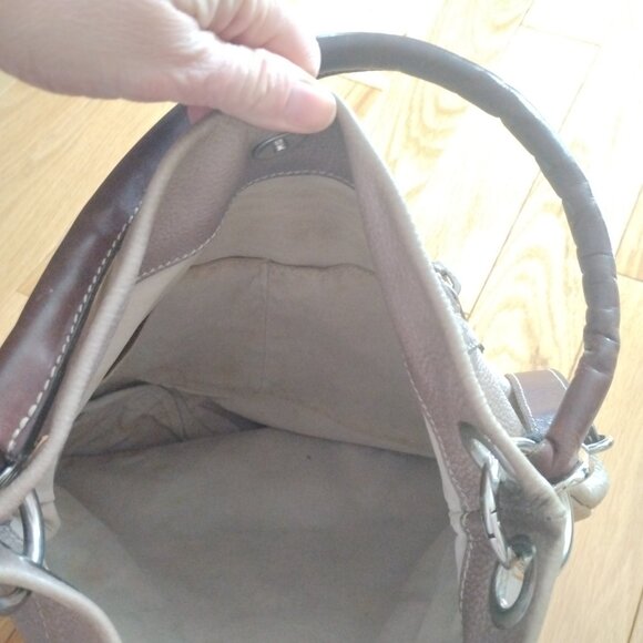 Roots Olivia Pebble Leather Purse - Picture 8 of 8